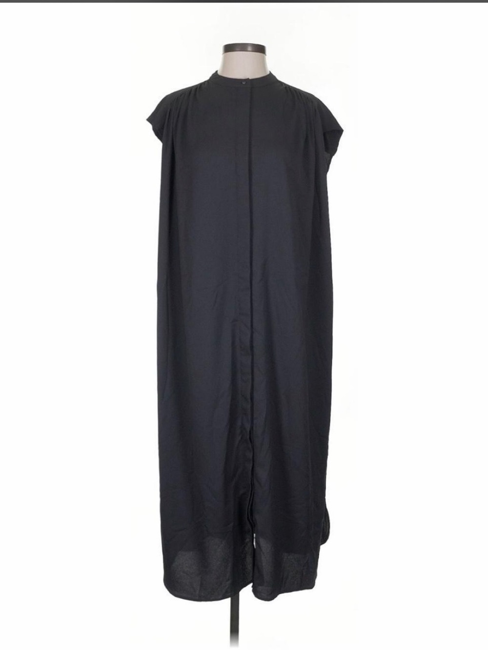 Minimalist Black Cap-Sleeve Maxi Dress